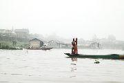 Foto: Cilts sievietes un saldūdens delfīnu meklējumi Borneo